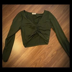 Long sleeve crop